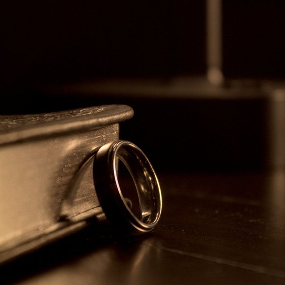 Tungsten Men's Wedding Band 6.0 mm - Picture 3 of 4